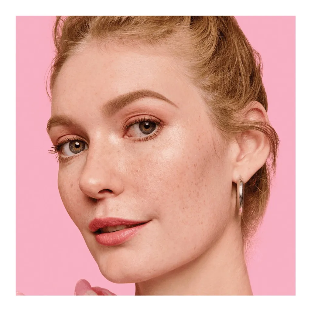 بعد از استفاده خرید پالت هایلایت بنفیت چهارتایی اصل + بهترین قیمت (miss glow it all)